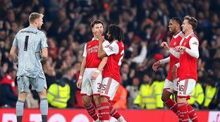 国足球的期 国足球的期